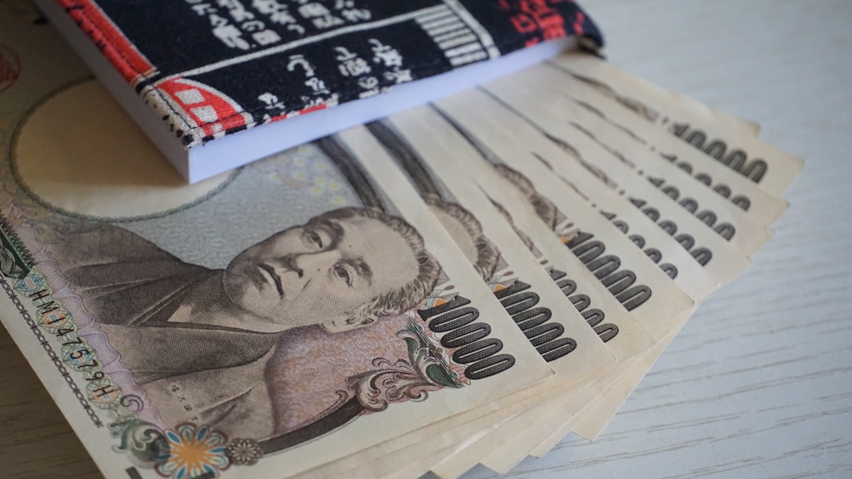 Money in Japan