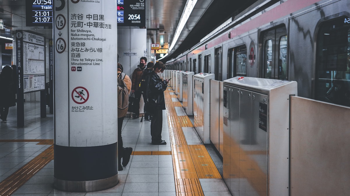 How to Get Around Tokyo